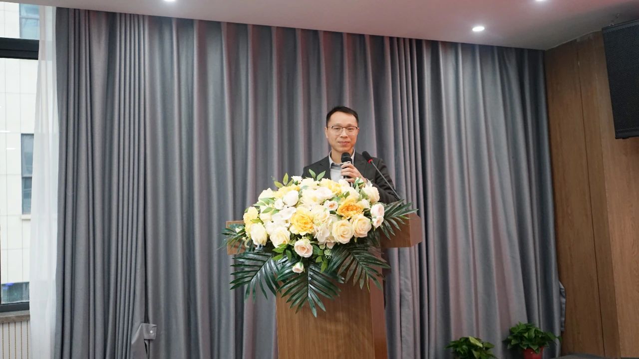 1709795629812095.jpg 02.jpg